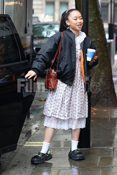 Sarah Faith Griffiths Known Professionally As Griff Seen Leaving An my-blog-castiel-s-trench-coat