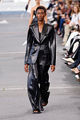Chloé : Runway - Paris Fashion Week - Womenswear...