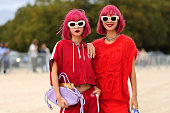 Loewe : Outside Arrivals - Paris Fashion Week -...