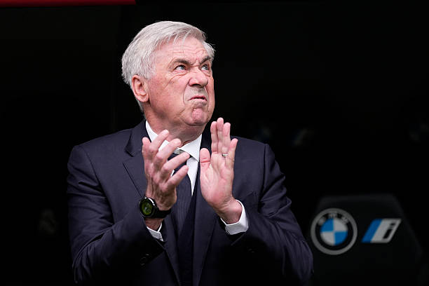 **HLV Ancelotti** trong trận đấu cuối cùng tại La Liga.