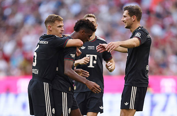 Kingsley Coman nhân đôi cách biệt cho Bayern Munich, màn trình diễn chói sáng của tiền vệ người Pháp.