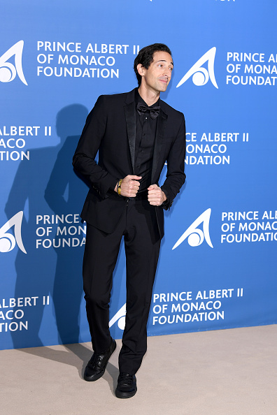adrien-brody-attends-the-inaugural-montecarlo-gala-for-the-global-picture-id855203204