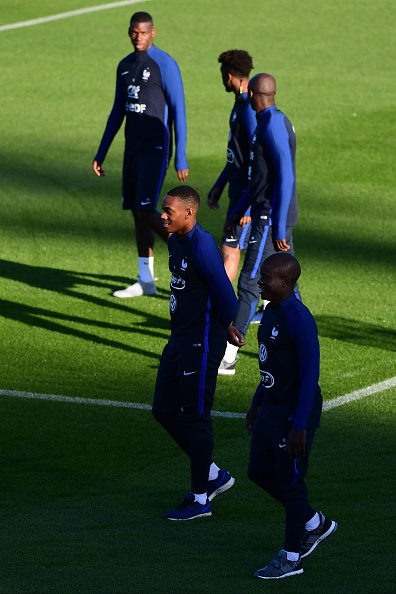 France training session - Clairefontaine : News Photo