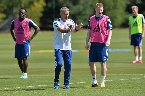 Soccer - Chelsea FC Pre Season Training Session - Cobham Training Ground : News Photo