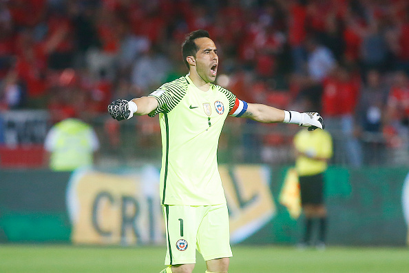 Chile v Uruguay - FIFA 2018 World Cup Qualifiers : News Photo