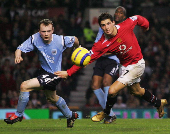 Manchester United v Manchester City : News Photo