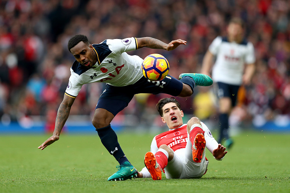 Arsenal v Tottenham Hotspur - Premier League : News Photo