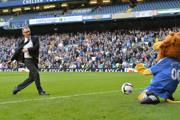 Soccer - Barclays Premier League - Chelsea v Cardiff City - Stamford Bridge : News Photo