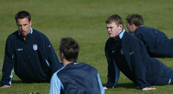 Garath Southgate Wayne Rooney of England : News Photo