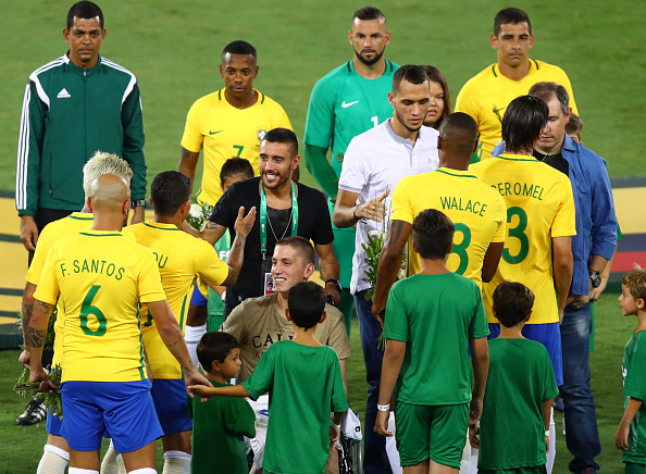 Brazil v Colombia - Friendly Match In Memory of Associacao Chapecoense de Futebol : Fotografía de noticias