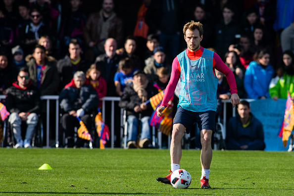 FC Barcelona training session : News Photo