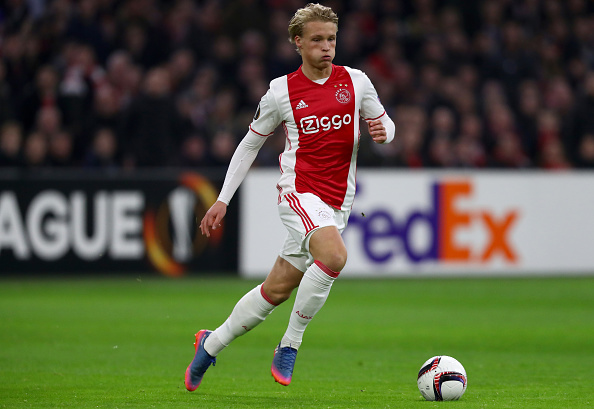 Ajax Amsterdam v Legia Warszawa - UEFA Europa League Round of 32: Second Leg : News Photo