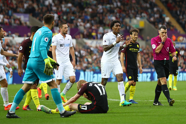 Swansea City v Manchester City - Premier League : News Photo