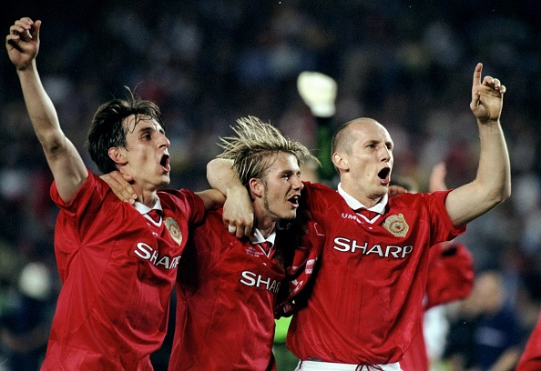 Gary Neville, David beckham and Jaap Stam : News Photo