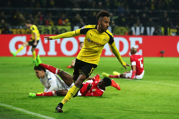 Borussia Dortmund v SL Benfica - UEFA Champions League Round of 16: Second Leg : News Photo