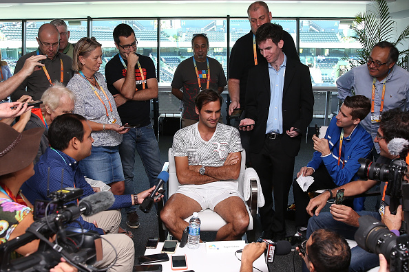 IW & Miami 2017 Press Conferences - Page 2 Roger-federer-of-switzerland-fields-questions-from-the-media-at-a-picture-id656194046?k=6&m=656194046&s=594x594&w=0&h=WJiF1tw2XRkjDiACIEFYJbsulqmCx1kVjf9-T3lbdL8=
