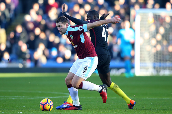 Burnley v Manchester City - Premier League : News Photo