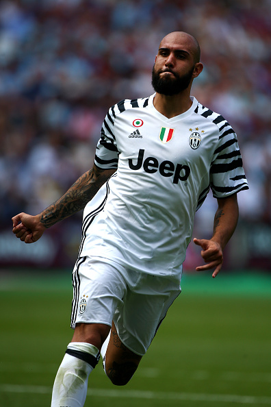 simone-zaza-of-juventus-in-action-during-the-preseason-friendly-west-picture-id591760162
