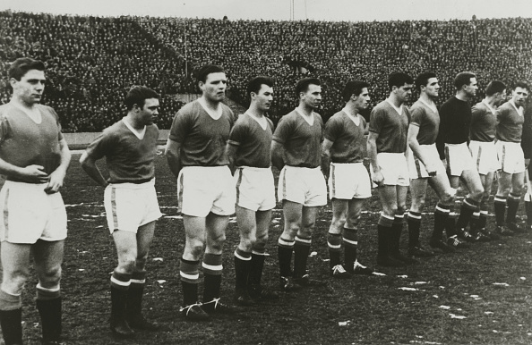 Sport, Football, pic: 5th February 1958, European Cup Quarter Final, 2nd Leg, Red Star Belgrade 3, v Manchester United 3, Manchester United, l-r, Duncan Edwards, Eddie Coleman, Mark Jones, Ken Morgans, Bobby Charlton, Dennis Viollet, Tommy Taylor, Bill Fo : News Photo