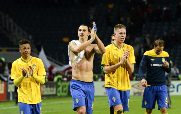 FBL-WC2014-SWE-ENG-FRIENDLY : News Photo