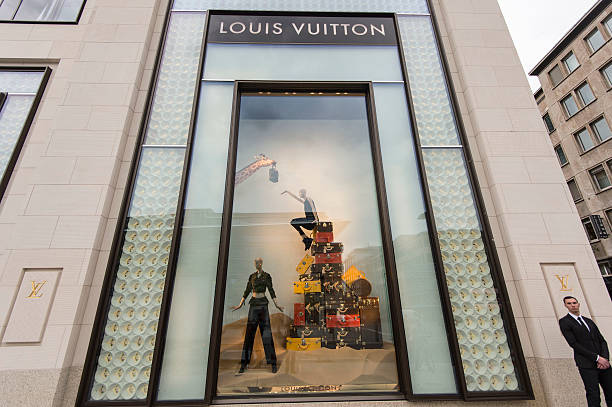 Louis Vuitton Global Store Frankfurt Photos and Images | Getty Images