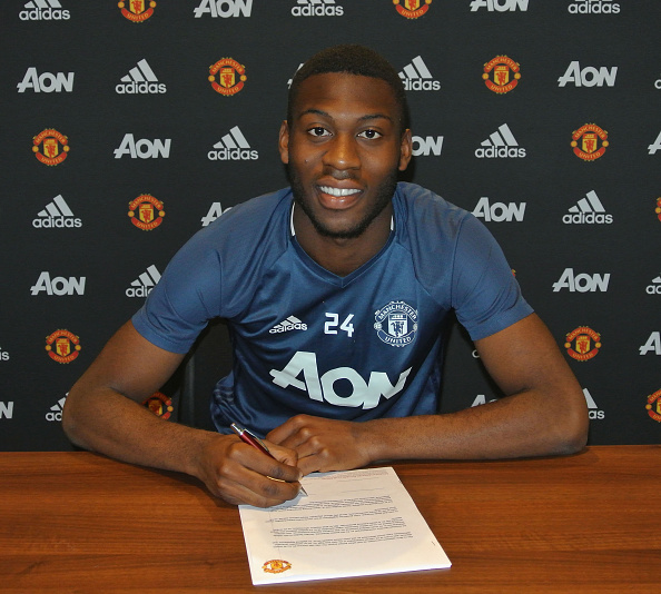 Timothy Fosu-Mensah Signs a New Contract at Manchester United : News Photo
