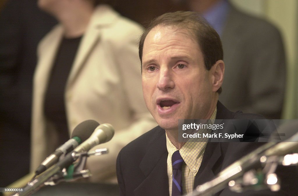 Ron Wyden