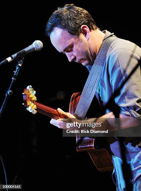 Singer/Songwriter Dave Matthews performs during the "Music Saves Mountains" benefit concert at the Ryman Auditorium on May 19, 2010 in Nashville,...