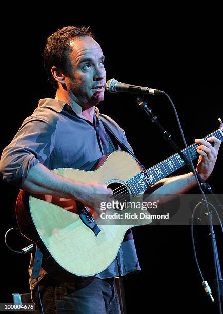 Singer/Songwriter Dave Matthews performs during the "Music Saves Mountains" benefit concert at the Ryman Auditorium on May 19, 2010 in Nashville,...