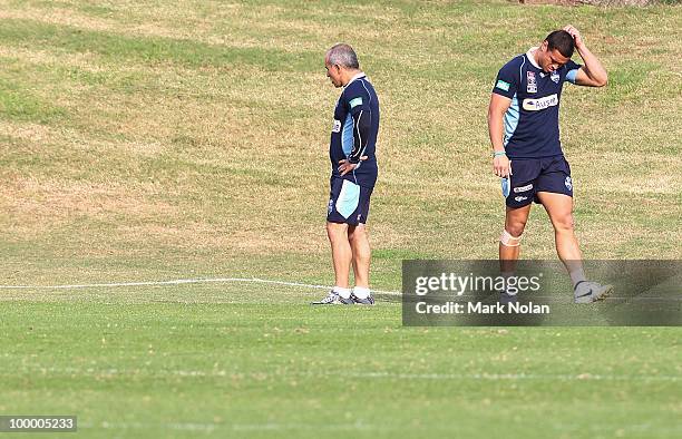 Timana Tahu warms up before a New South Wales Origin training session at WIN Stadium on May 20, 2010 in Wollongong, Australia.