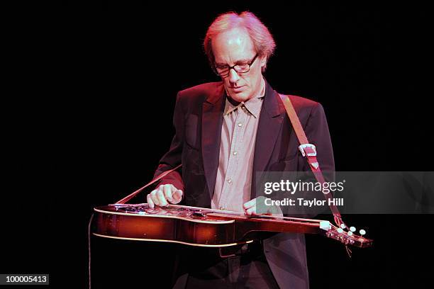 Steve Francis performs during the Music Saves Mountains benefit concert at the Ryman Auditorium on May 19, 2010 in Nashville, Tennessee.