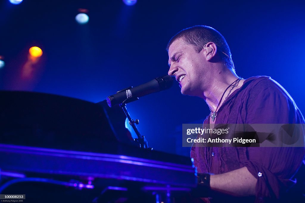 Rob Thomas Performs In San Francisco