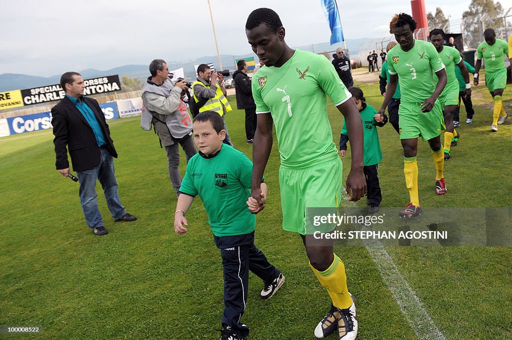 TO GO WITH AFP STORY BY PHILIPPE PERAUT