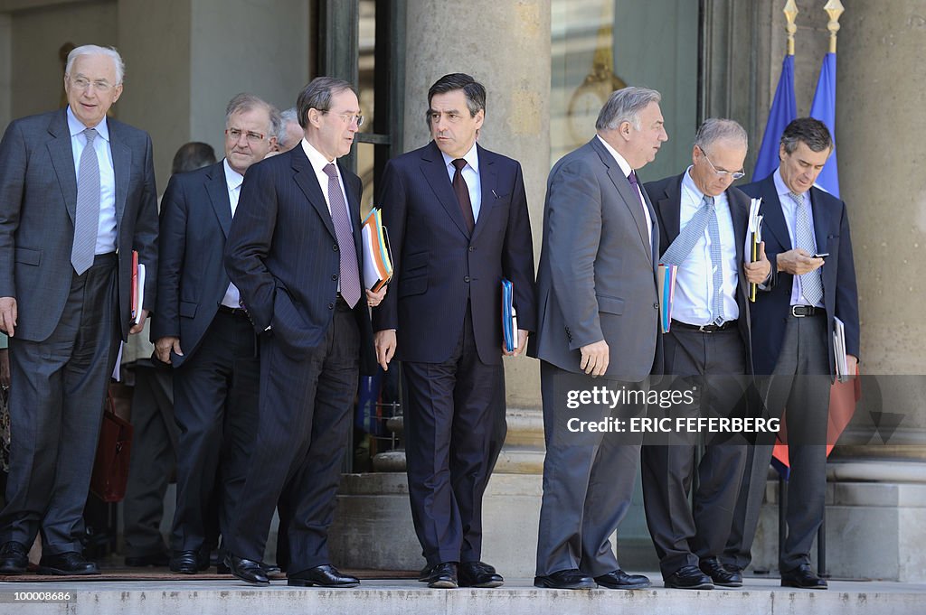 French Prime Minister Francois Fillon (C
