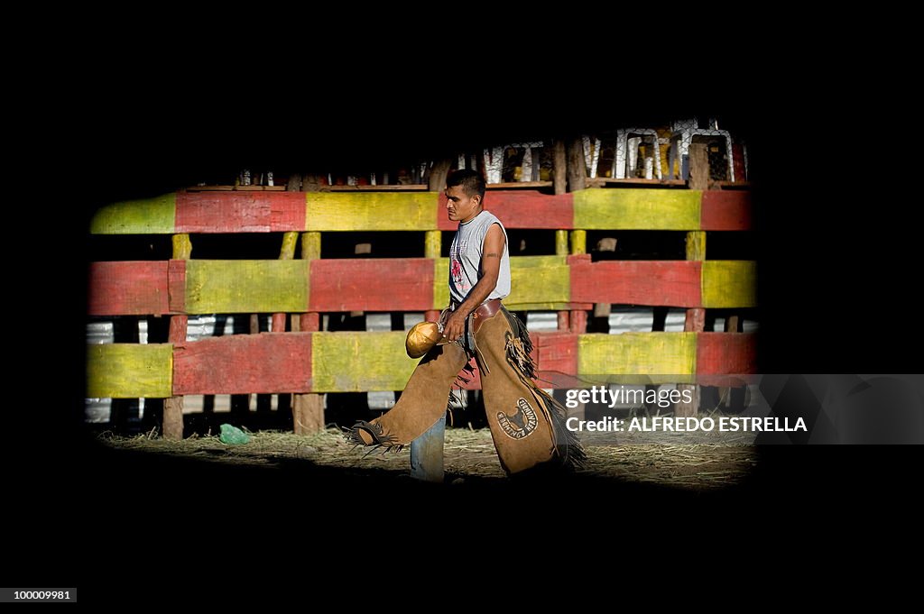 A man walks away from the ring after rid