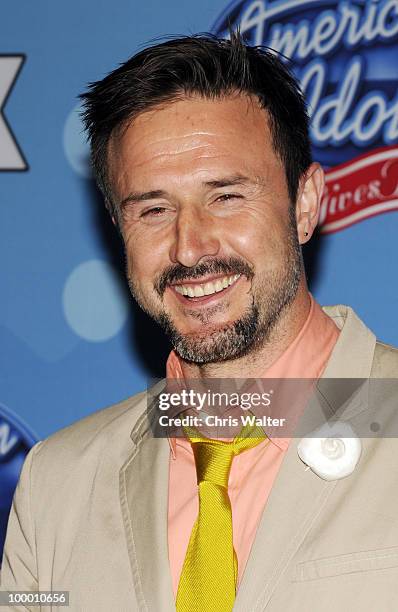 Actor David Arquette poses in the press room at Idol Gives Back at Pasadena Civic Center on April 21, 2010 in Pasadena, California.