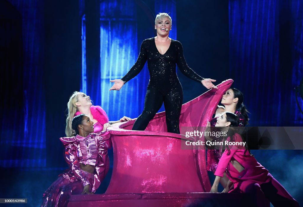 PINK Beautiful Trauma World Tour 2018 - Melbourne