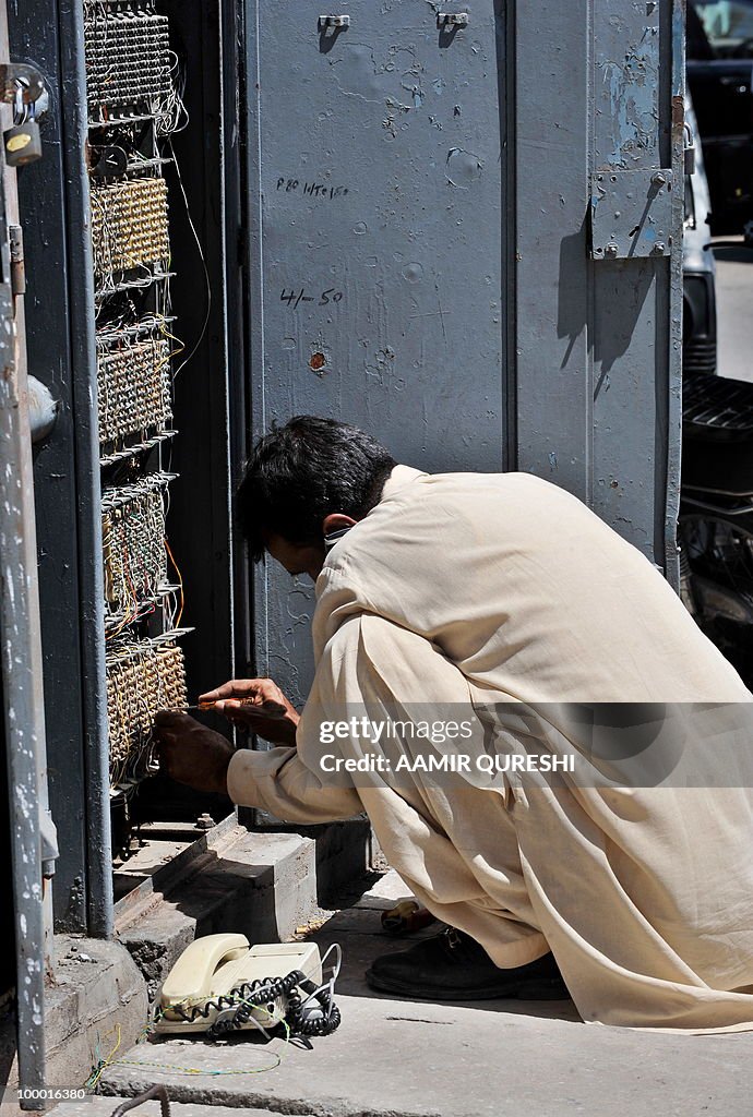 A technician of Pakistan Telecommunicati