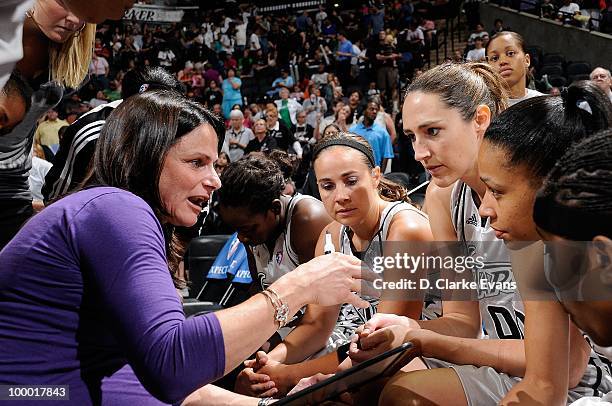 Head coach Sandy Brondello of the San Antonio Silver Stars instructs her team during the WNBA game against the Atlanta Dream on May 15, 2010 at the...
