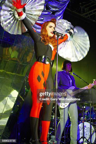 Paloma Faith performs on stage at the O2 Academy on May 20, 2010 in Sheffield, England.