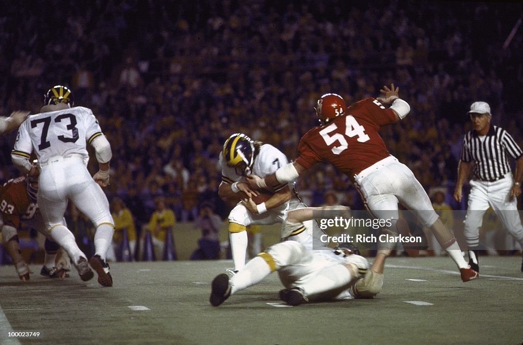 University of Oklahoma vs University of Michigan, 1976 Orange Bowl