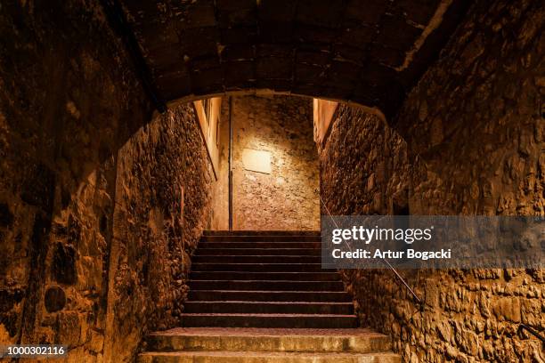 stairs in girona old city at night - dark alley stock pictures, royalty-free photos & images