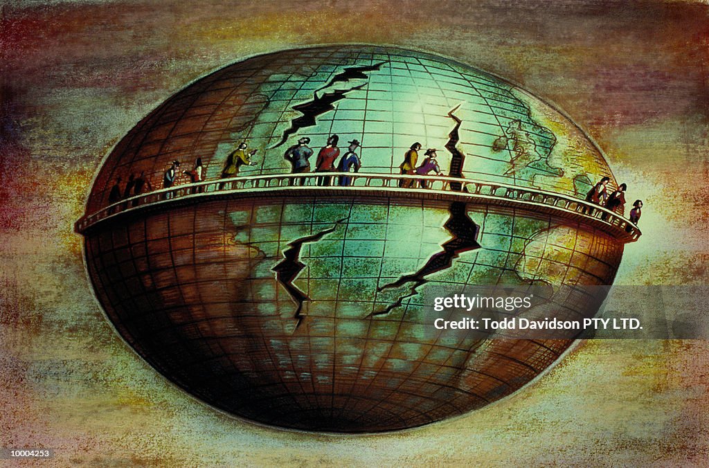 PEOPLE AROUND EARTH WATCHING IT CRACK