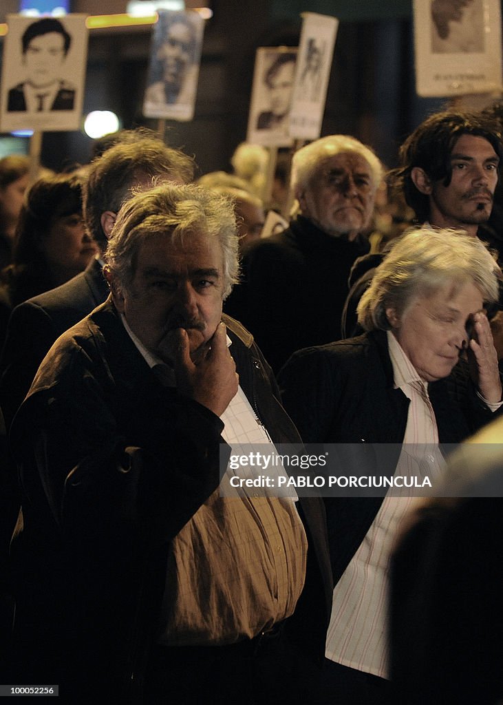 Uruguayan President Jose Mujica (L) marc