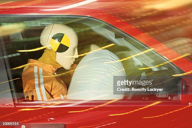 air safety bag demo in car with dummies - car accident photo stock pictures, royalty-free photos & images