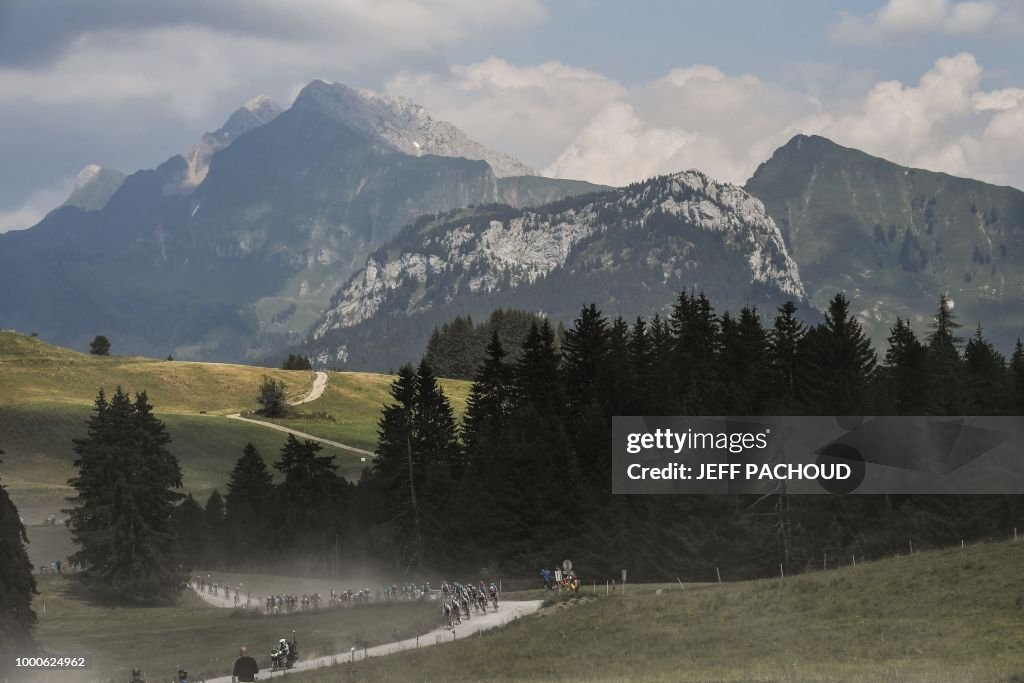 CYCLING-FRA-TDF2018-POSTCARD-PACK