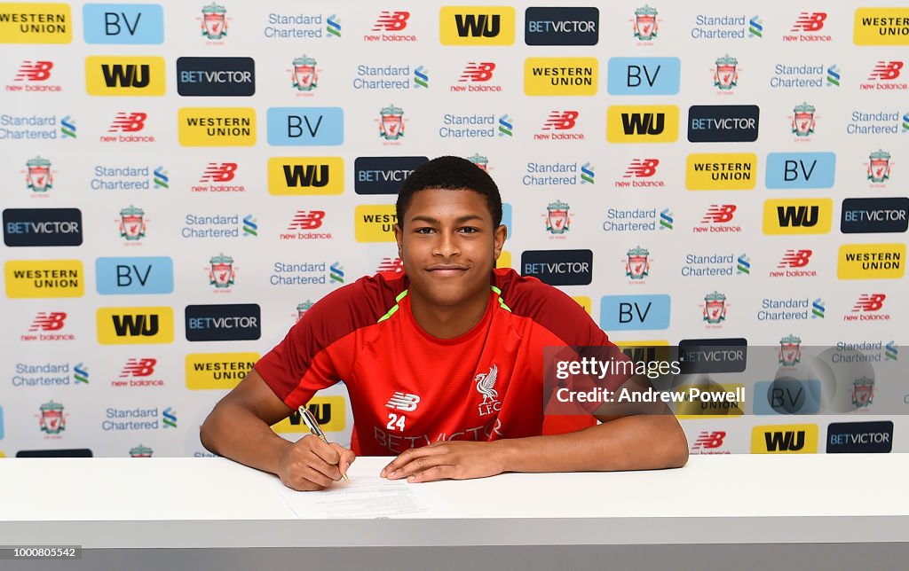 Rhian Brewster Signs Contract Extension For Liverpool FC