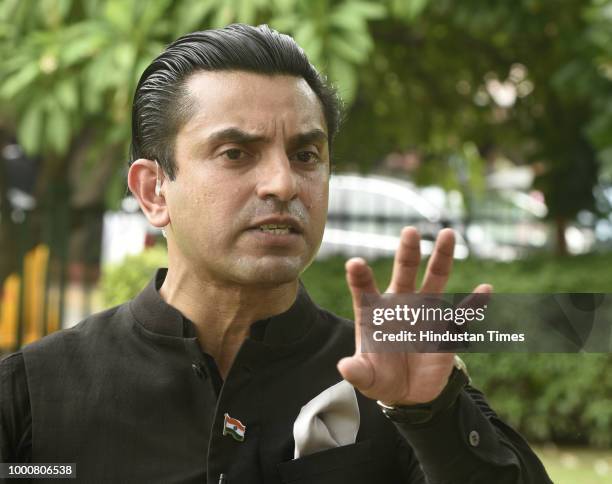 Tehseen 37 Tehseen Poonawalla Stock Photos, High-Res Pictures, and Images ...