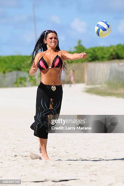 Jenni 'J Wow' Farley is seen playing volleyball on May 20, 2010 in Miami Beach, Florida.