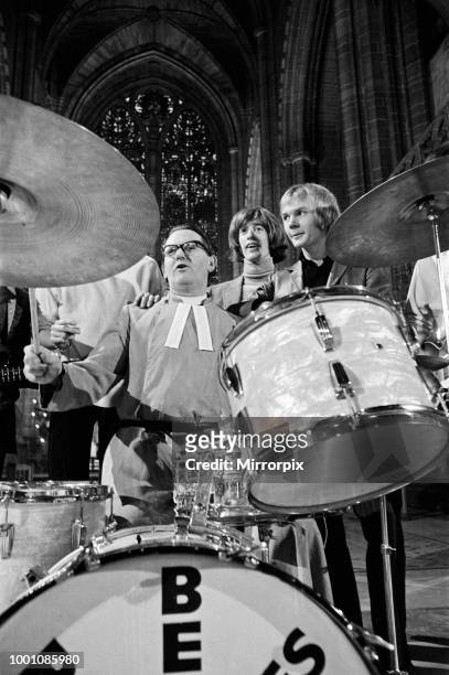 The Bee Gees perform at Liverpool Anglican Cathedral. The Bee Gees are brothers Maurice, Barry and Robin Gibb, Colin Peterson and Vince Malouney. The...